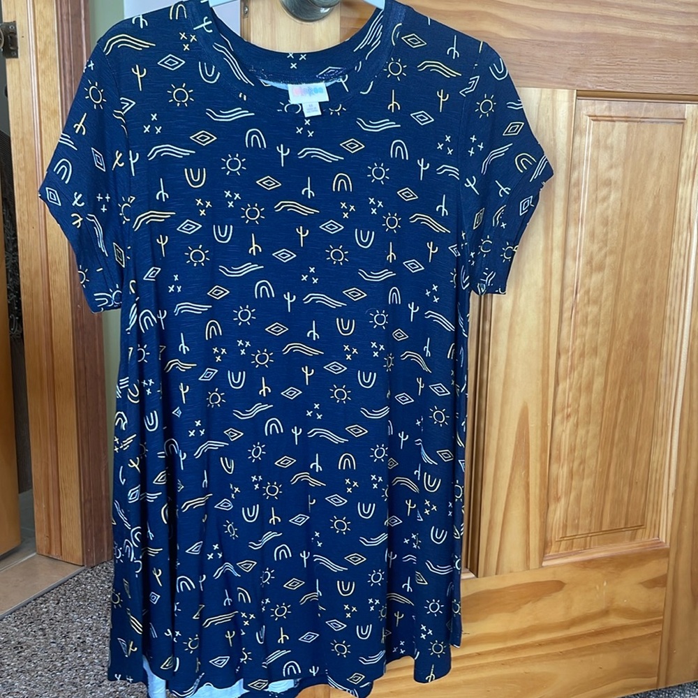 Short sleeve shirt